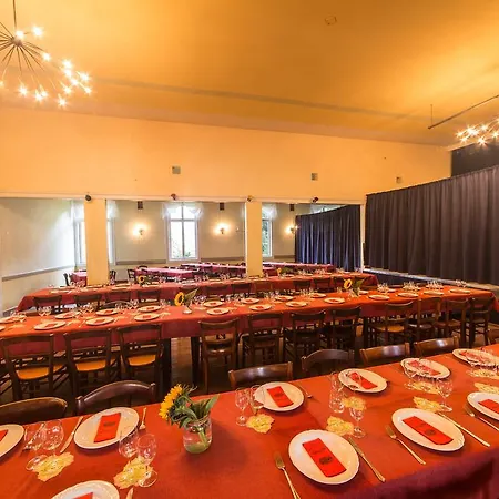 莱斯切霍夫酒店 2* Leutesdorf